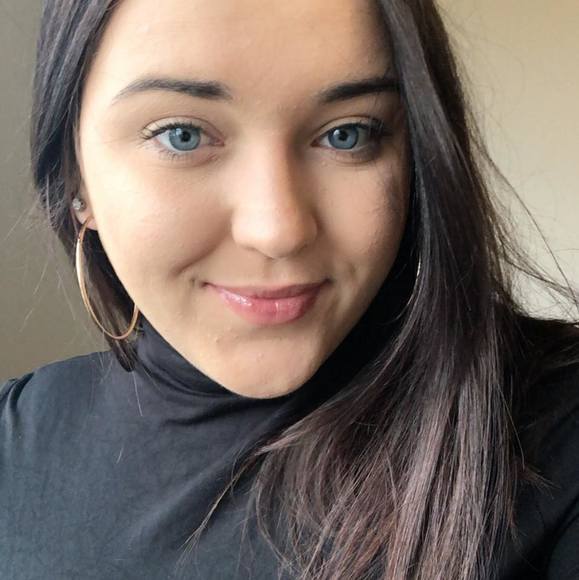 Meet your Posher, Sophie - Picture 1 of 1